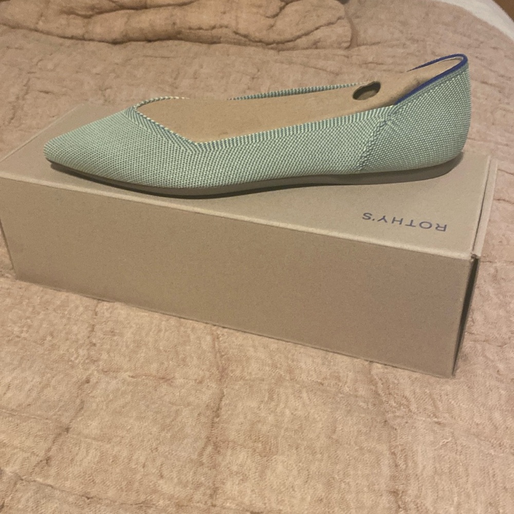 Rothy 11 mint pointed